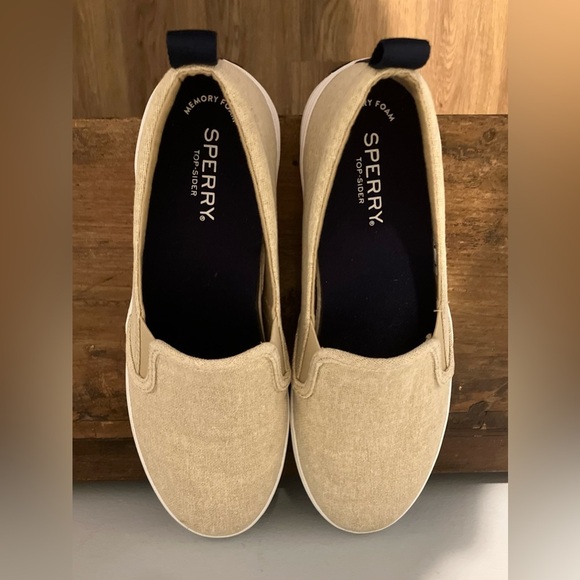 Sperry Crest Twin Gore Champagne Gold /Tan Textile Sparkle Sneakers - Picture 2 of 7